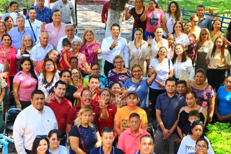 Suministran DIF y Municipio de cisterna de agua a CEDIF 3