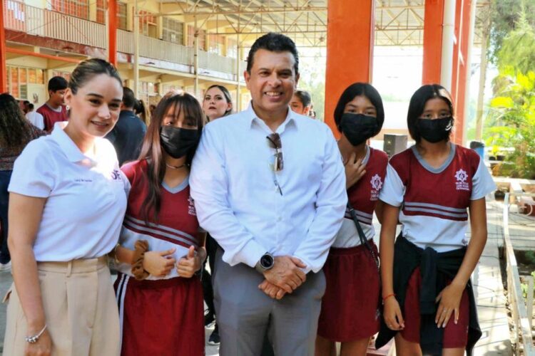 Acerca DIF Victoria oportunidades a jóvenes