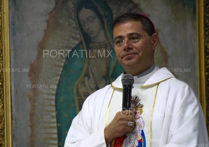 Rezan catolicos de Victoria por la salud del Papa Francisco