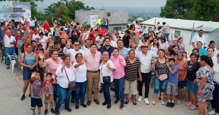 Lleva Pepe Braña jornada médica y de salud animal a La Esperanza