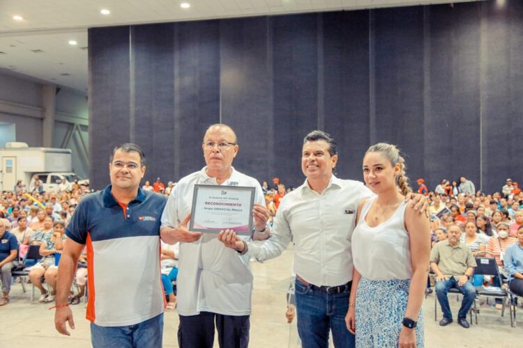 Reconoce DIF Victoria labor social de Grupo UNISOCIAL.