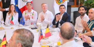 Son huéspedes distinguidos de Victoria embajadores de la Unión Europea