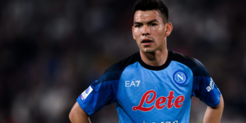 Napoli pone transferible al Chucky Lozano