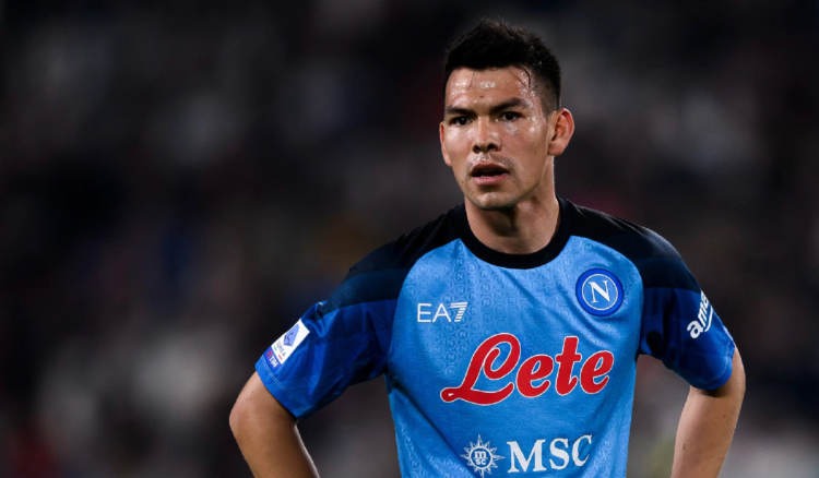 Napoli pone transferible al Chucky Lozano