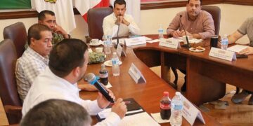Reconoce Alcalde compromiso de corporaciones e instituciones con la sociedad victorense