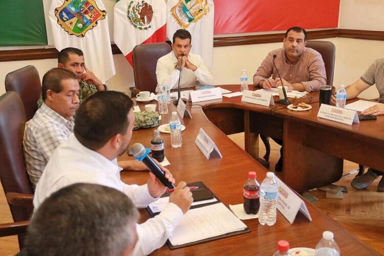 Reconoce Alcalde compromiso de corporaciones e instituciones con la sociedad victorense