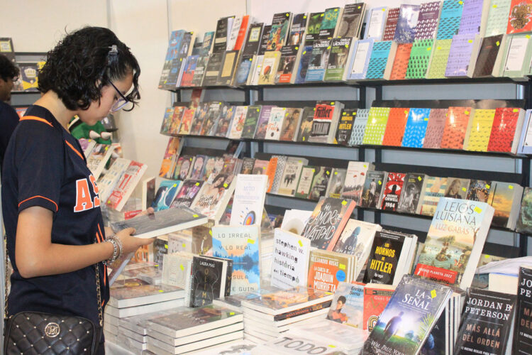 UAT prepara la Feria Universitaria del Libro 2023 en Nuevo Laredo y Tampico