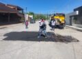 Mejora Municipio vialidades con bacheo en calles de Victoria