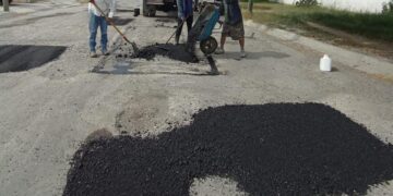 Amplia Municipio programa de bacheo a fines de semana