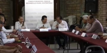 Sesiona Consejo Rural Sustentable en Victoria