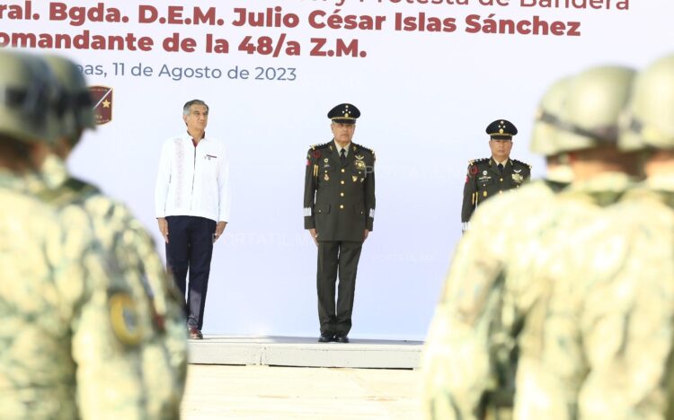 Encabeza Américo Villarreal e cambio de mando militar en Tamaulipas