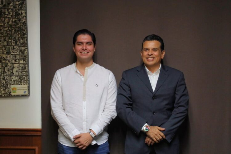 Se reúne Lalo Gattás con presidente de la Canirac