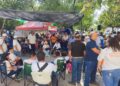 Maestros toman la plaza y paralizan actividades en palacio de Gobierno
