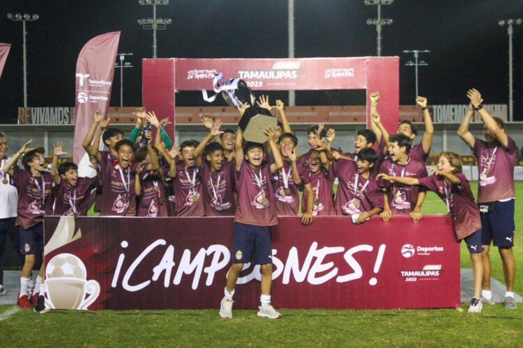 Copa Tamaulipas Internacional cerró con broche de oro; Tigres y Chivas campeones