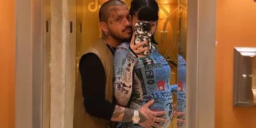 Christian Nodal y Cazzu se convirtieron en padres