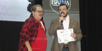Paco Ignacio Taibo II destaca el crecimiento de la Feria del Libro de la UAT