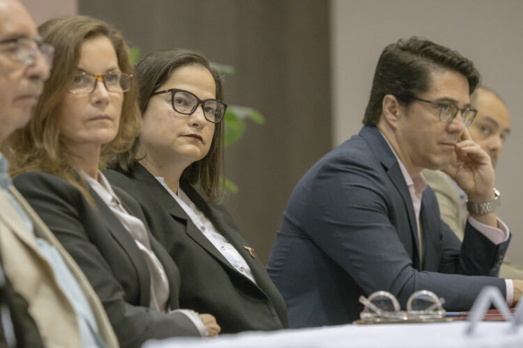 Cada escuela decidirá si maestros trabajan horas extras o los sábados: Lucía Aimé
