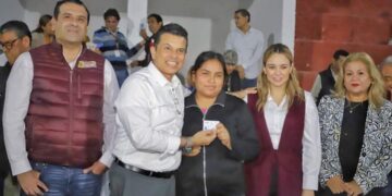 Mantienen Lalo y Lucy un gobierno cercano a la gente