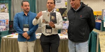 Promueve alcalde turismo de Victoria en Harlingen Tx