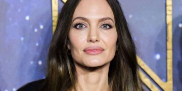 Angelina Jolie define a Hollywood como un mundo superficial