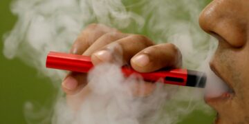 Busca AMLO prohibir vapeadores