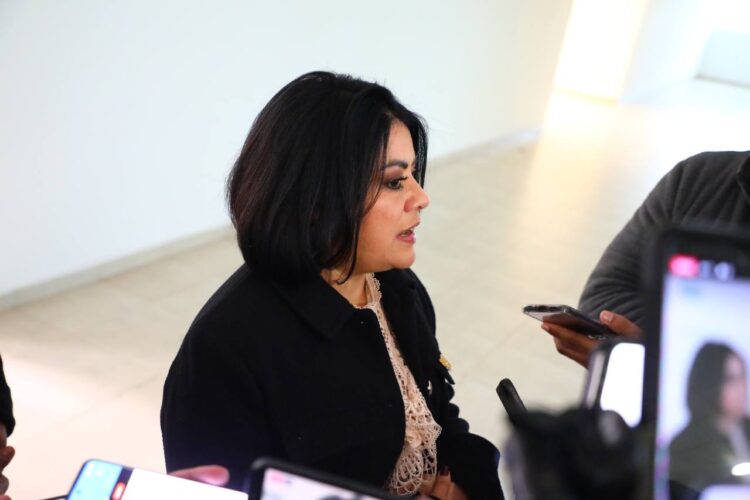 “Llegó la transformación a la UAT”, dice Úrsula Salazar
