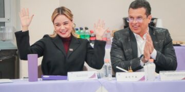 Presenta Lucy de Gattás proyecto Down Victoria
