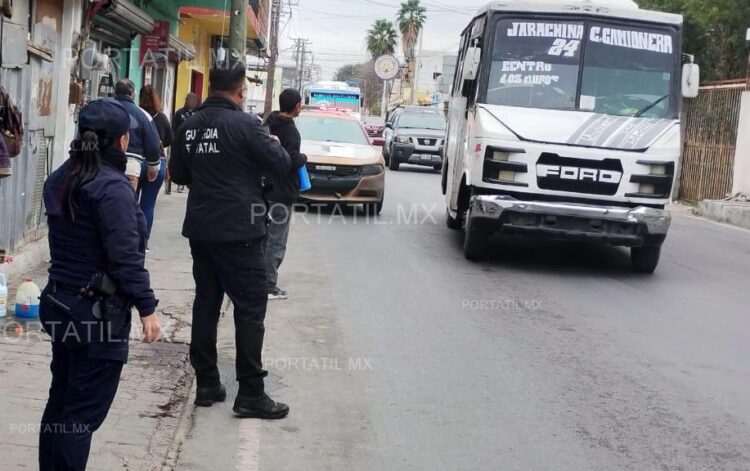 Vigilan policías seguridad en transporte urbano de Reynosa