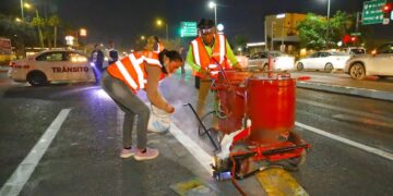 Trabajan horas nocturnas en el embellecimiento de Victoria