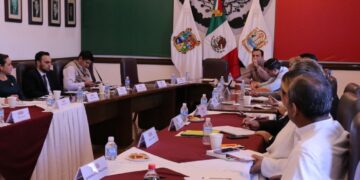 Propone Municipio incluir a colectivos de víctimas en programa de becas