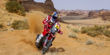 El motociclista inglés Ross Branch gana primera etapa en el Rally París-Dakar