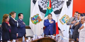 Rinde Cabildo de Victoria homenaje a constituyentes tamaulipecos