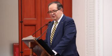 En un mundo convulso los libros y el arte son asideros de esperanza: Rector Lomelí