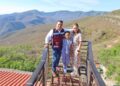 Visitan Lucy y Lalo mercado artesanal Altas Cumbres