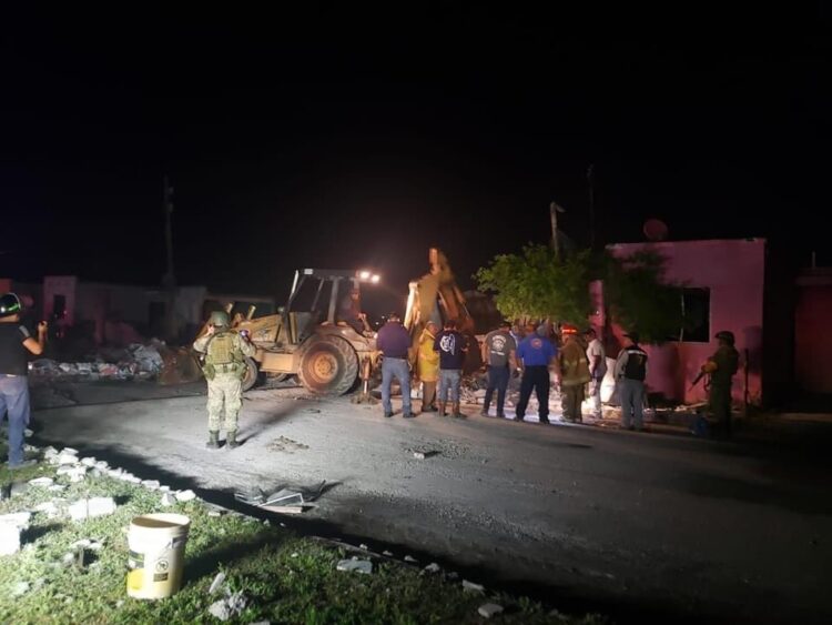 Explosión destruye 33 casas y deja una persona muerta en Tamaulipas