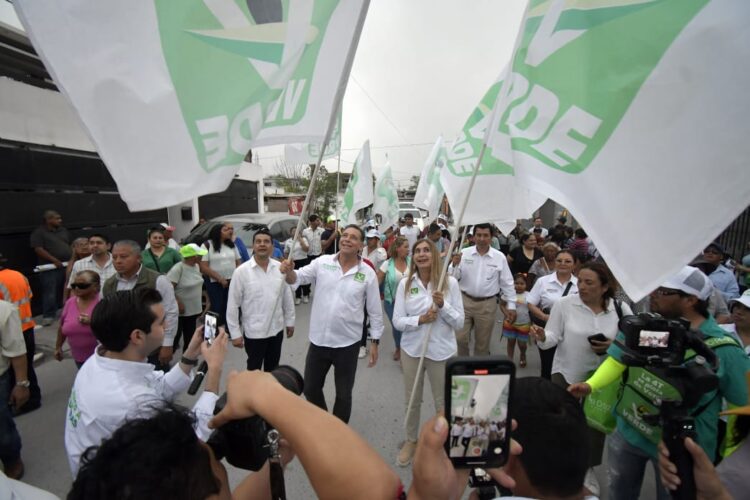 Vamos al Senado de la República a seguir trabajando por todos ustedes: Eugenio