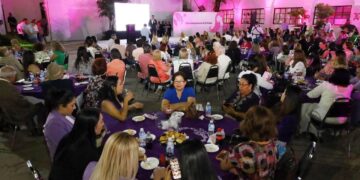 Galardonan a damas victorenses por su aportación en la educación, literatura, el arte y la sociedad