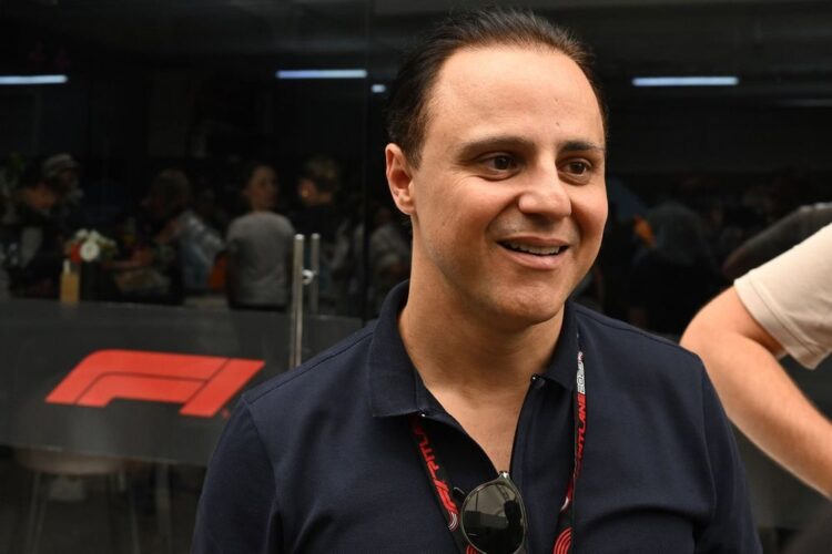 Ex piloto brasileño presenta demanda contra la F1 y la FIA