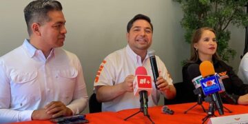 Oscar Almaraz representa intereses de Cabeza de Vaca: Luis Torre