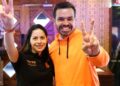 Da Máynez mensaje de fortaleza a Mayra Benavides