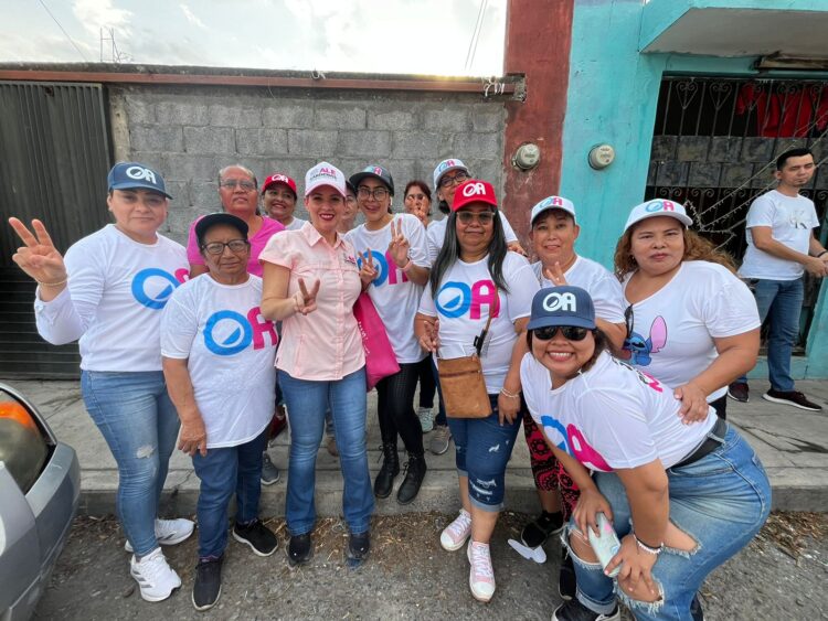 Praderas y Framboyanes están con Ale Cárdenas