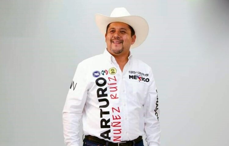 Mis compromisos contigo y tu familia: Arturo Núñez Ruíz