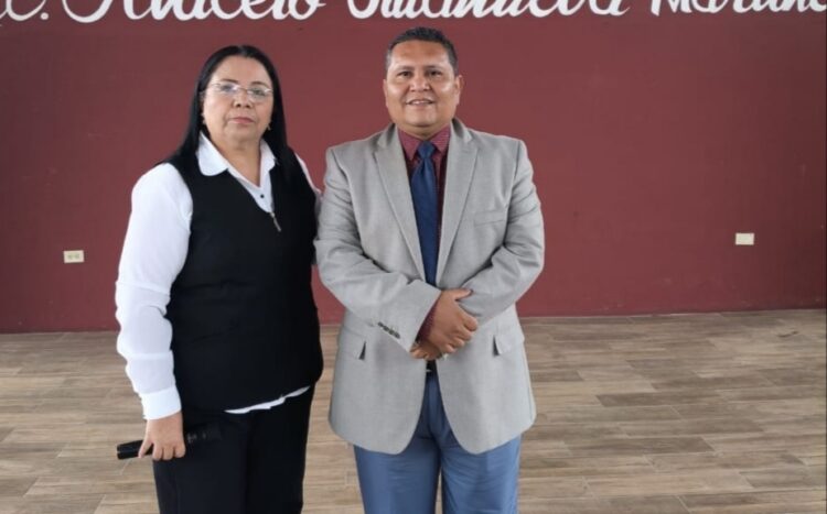 Diputado Marte Ruiz visita preparatoria 2, dónde encontraron armas y drogas