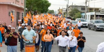 A paso firme, recorre Mayra Benavides la Solidaridad