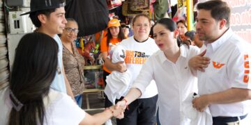 Respaldan locatarios el Proyecto de Mayra Benavides