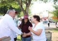 Olga Sosa y Carlos Canturosas, recorren calles de Nuevo Laredo llevando el mensaje de Claudia Sheinbaum
