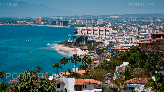 Puerto Vallarta: Un Destino Predilecto para el Turismo Canadiense