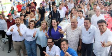 Felicita Yahleel Abdala a la clase obrera de Nuevo Laredo