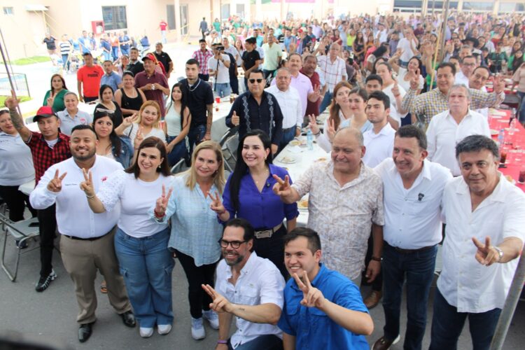 Felicita Yahleel Abdala a la clase obrera de Nuevo Laredo