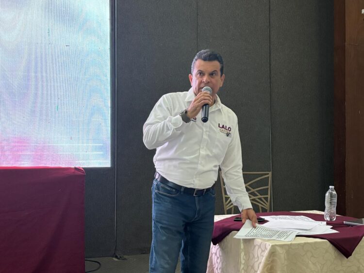 Promete Lalo Gattás remodelar la calle Hidalgo en Victoria